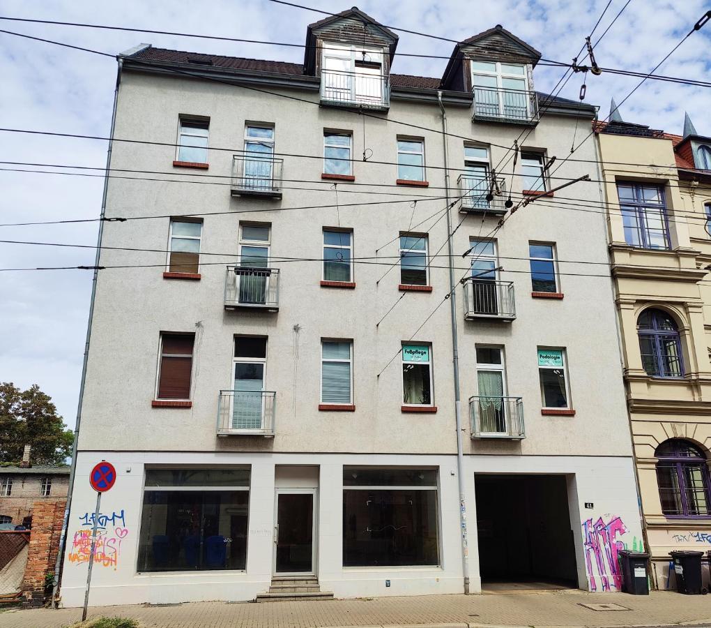 Wohnkomfort - Vollausgestattet - Streaming - Familie & Business Apartment Magdeburg